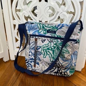 The ultimate Vera Bradley crossbody bag in like new condition.